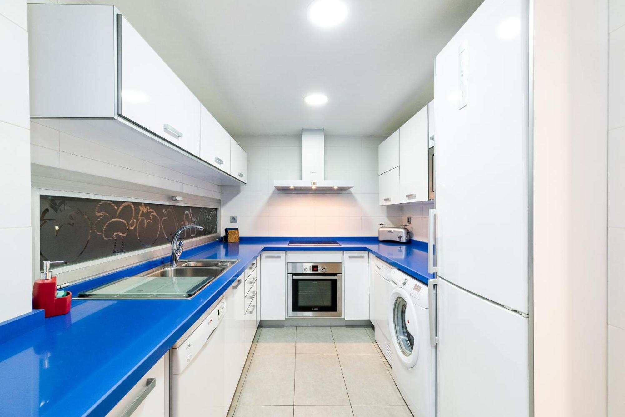 Tuguest Avenida De La Investigacion - Free Parking Apartment Granada Luaran gambar
