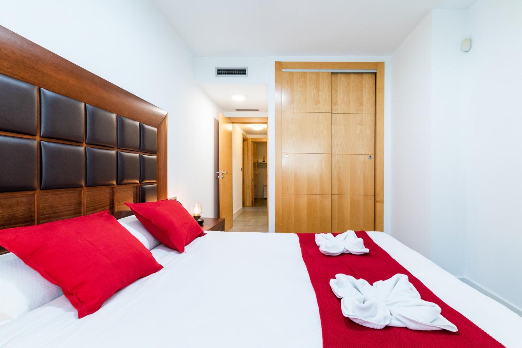 Tuguest Avenida De La Investigacion - Free Parking Apartment Granada Luaran gambar